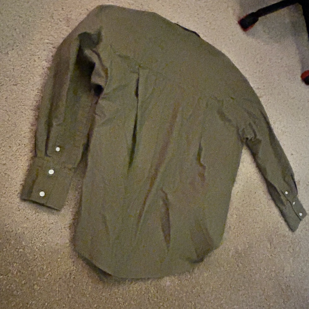 Green button down - Picture 2 of 2